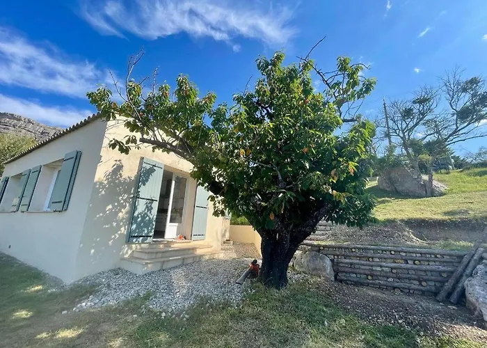 Holiday home Maison En Provence Pour Amoureux De La Nature Saint-Geniez (Alpes-de-Haute-Provence)